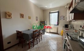 Trelocali con posto auto