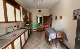 Trelocali con posto auto