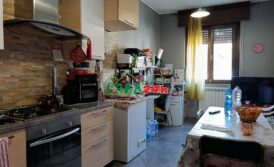 Casa indipendente con area esterna