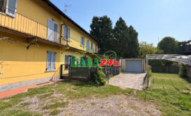 Quadrilocale con area esterna e doppi servizi