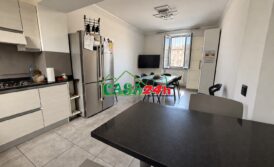 Quadrilocale con area esterna e doppi servizi